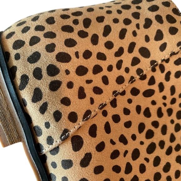 Girls' Judi Leopard Ankle Zip Booties - Cat & Jack - Picture 5 of 6